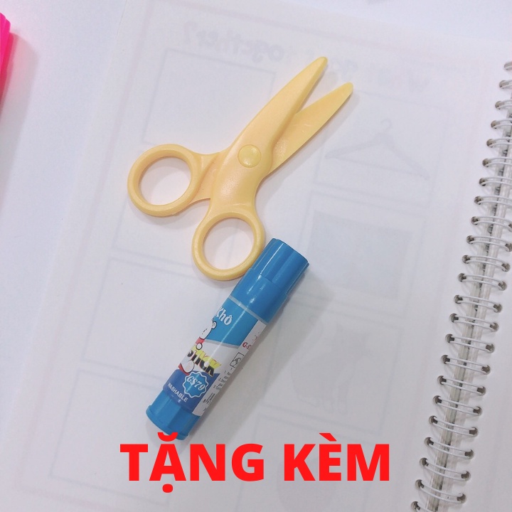 Busy book giúp bé phát triển kỹ năng và tư duy