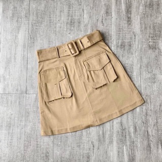 Chân váy kaki màu nâu nhạt