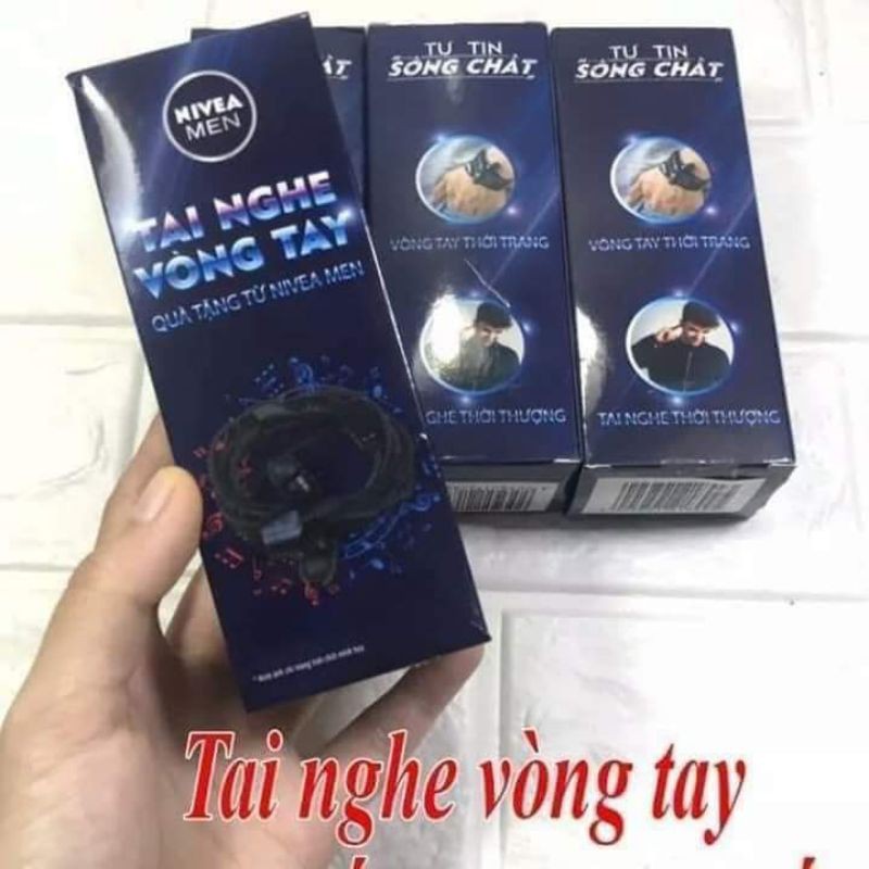 Tai nghe NIVEA hàng khuyến mãi. Rất phong cách. .