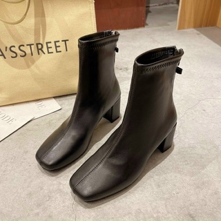 Giày boot lửng trơn đế vuông