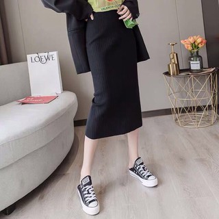 Chân váy len dáng dài xẻ tà