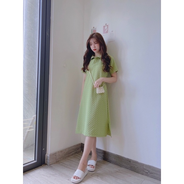 Váy polo dáng dài vải kẻ ô vuông