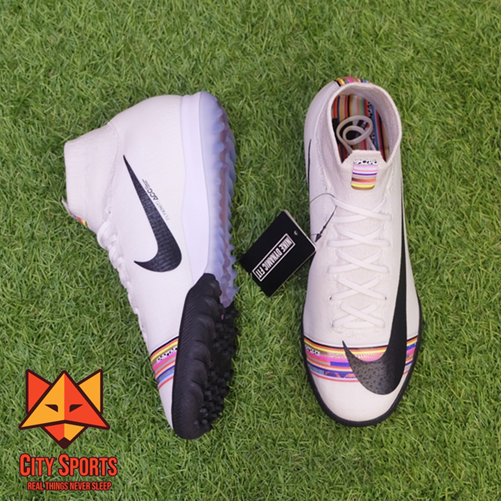 Giày bóng đá sân cỏ nhân tạo Nike Mercurial Superfly Elite VI CR7 "LVL UP" TF – Pure Platinum/White/Black AJ3572 009