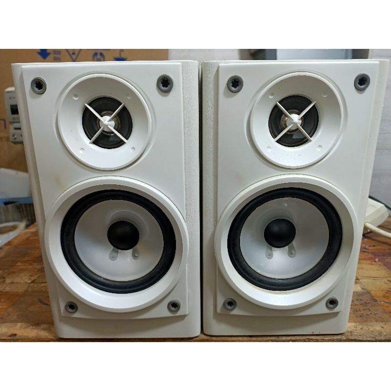 bán cặp loa nghe nhạc trong phòng victor UXJ-60MD