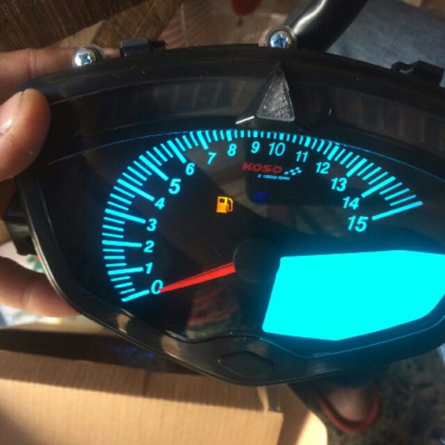 Đồng hồ đúng hiệu koso nha các bạn hàng lại về cho các dòng xe EX135 và cho si rút ' xe khác thì chế