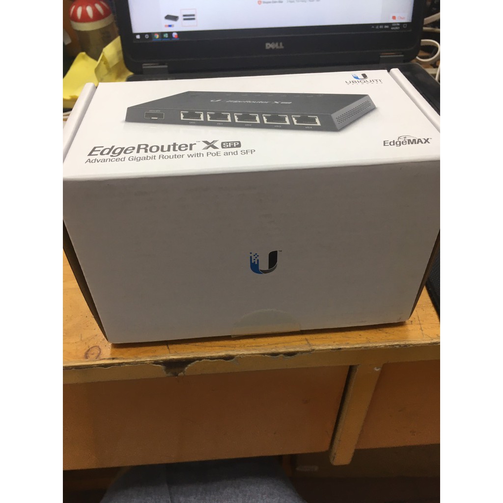 Router và cân bằng tải Ubiquiti EdgeRouter X SFP có cổng quang