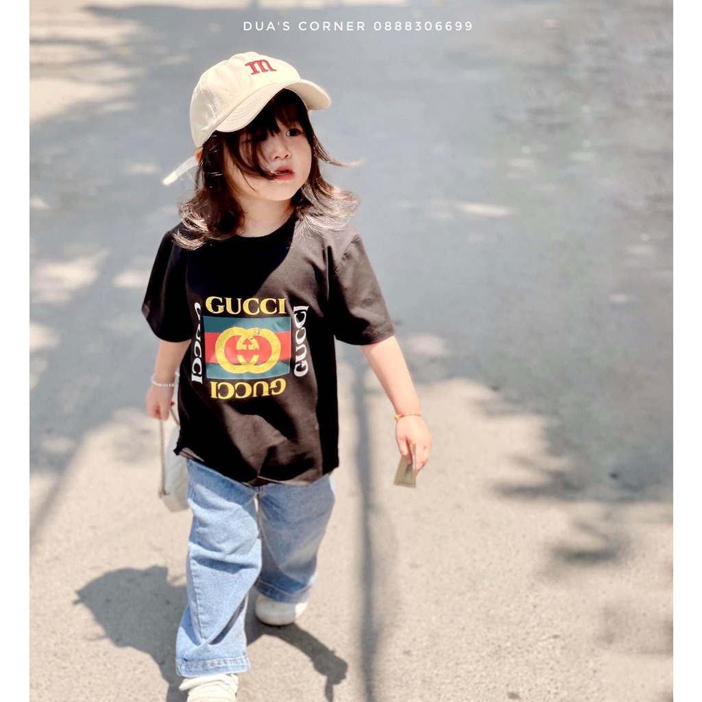 Áo Thun, Áo Phông Cho Bé Trai Bé Gái G C 2 Màu Đen Trắng Cực Hot Size 8-18kg