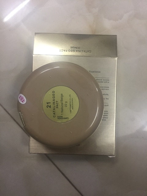 Sale 38% PHẤN PHỦ SIÊU MỊN GEO LAMY CATALINA GOLDEN PACT VÀNG