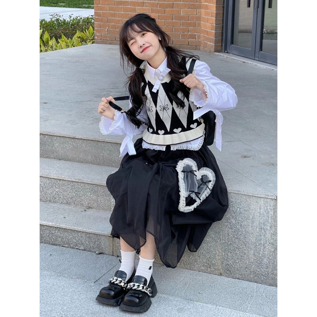 Three-piece suit/one-piece western style sweet rhombic knitted vest bow shirt skirt spring and autumn suit women's vqqh