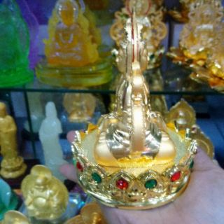 Tượng Quan Âm để xe hơi
