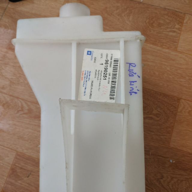 bình đựng nước rửa kính Nubira