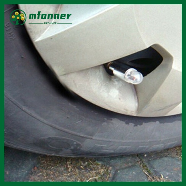 Bộ 4 Vỏ Bọc Van Bánh Xe Có Đèn Led Cảm Biến Thông Minh Cho Xe Hơi