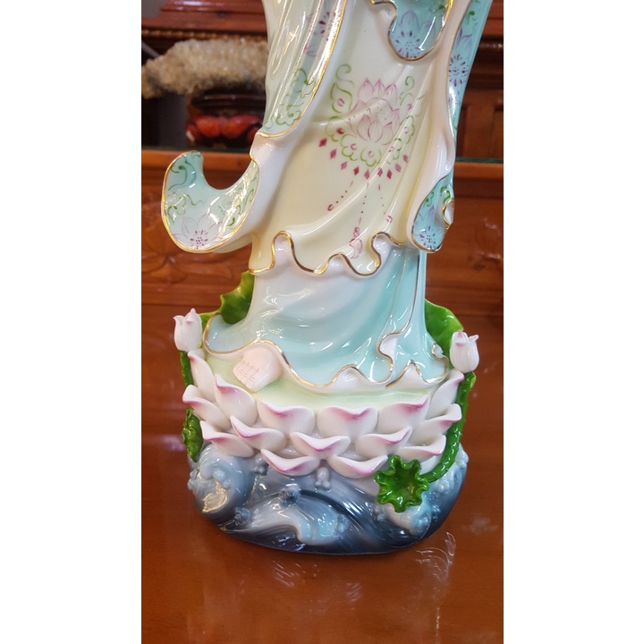 Tượng Quan Âm Bồ Tát màu xanh vẽ gấm thủ công