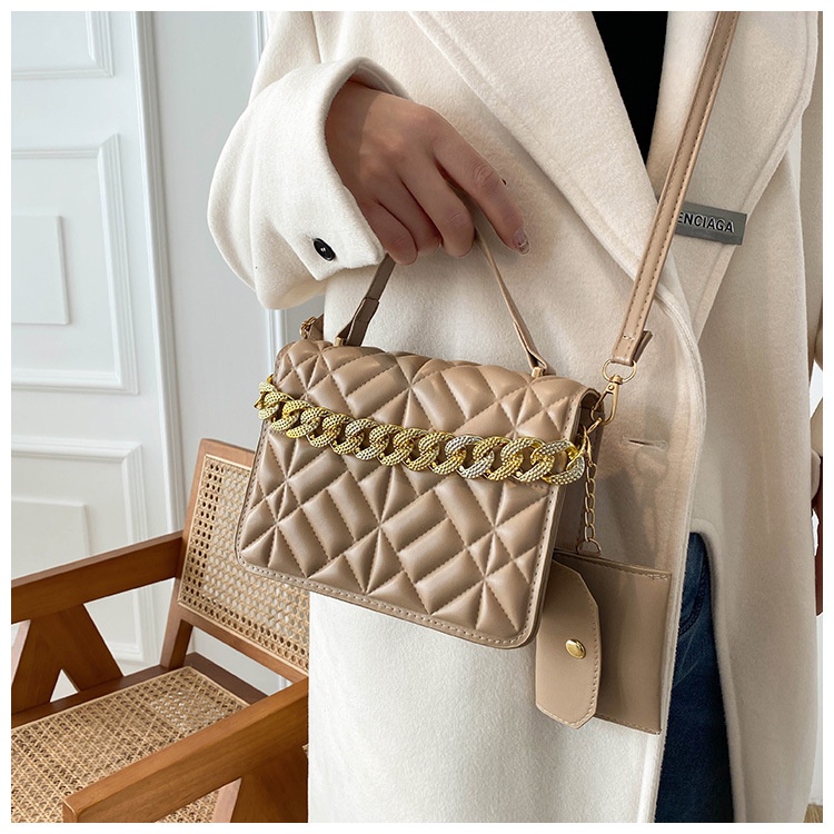 Túi Đeo Vai Cầm Tay Hình Thoi Phối Dây Xích Kiểu Retro Thời Trang Cho Nữ