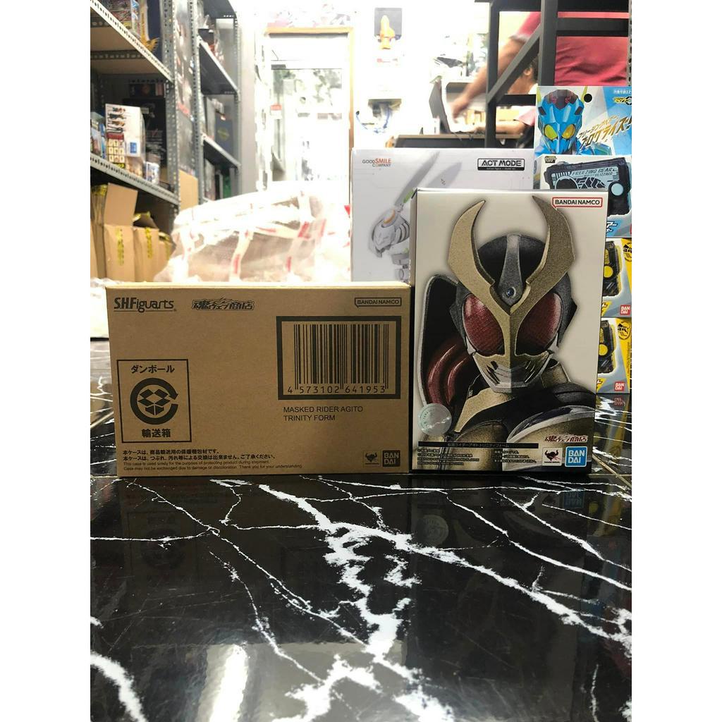 MÔ HÌNH HIỆP SĨ MẶT NẠ SHF  KAMEN RIDER AGITO TRINITY FORM