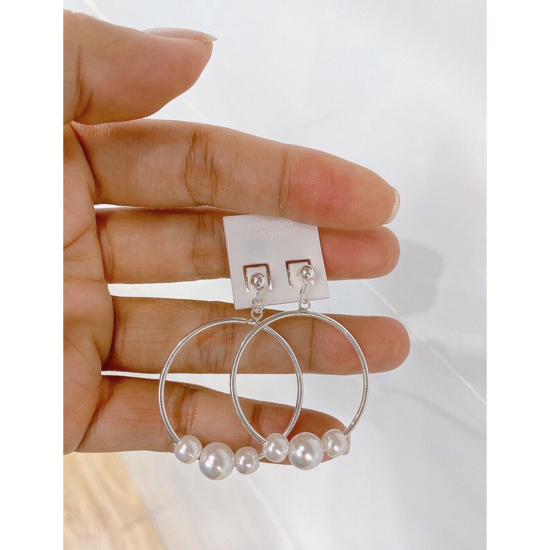 Khuyên tai nụ bạc treo vòng phối quả cầu trắng bạc ta
