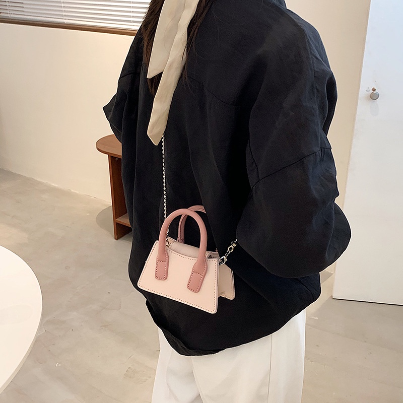 Túi Đeo Chéo Hình Vuông Mini Phối Dây Xích Thời Trang 2021