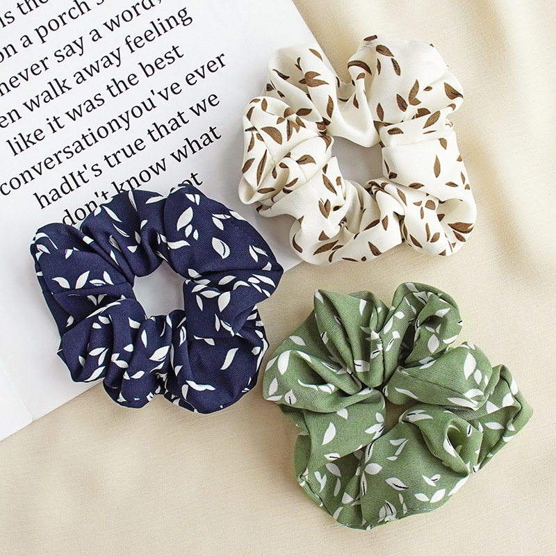 Dây buộc tóc Scrunchies họa tiết lá nhí HD60