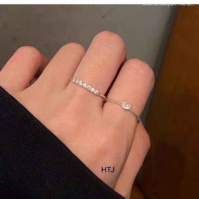 Nhẫn bạc Nhẫn một hàng đá và tim nhỏ cặp đôi Van Jewelry V10739 nhẹ nhàng nữ tính