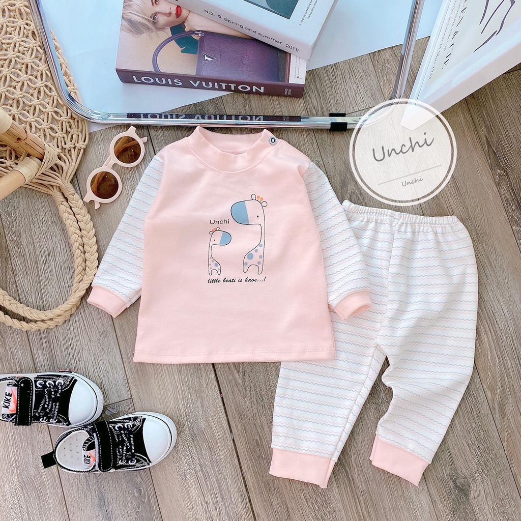 Bộ quần áo dài tay cúc cài vai vải cotton nỉ mềm thu đông Unchi cho bé trai bé gái