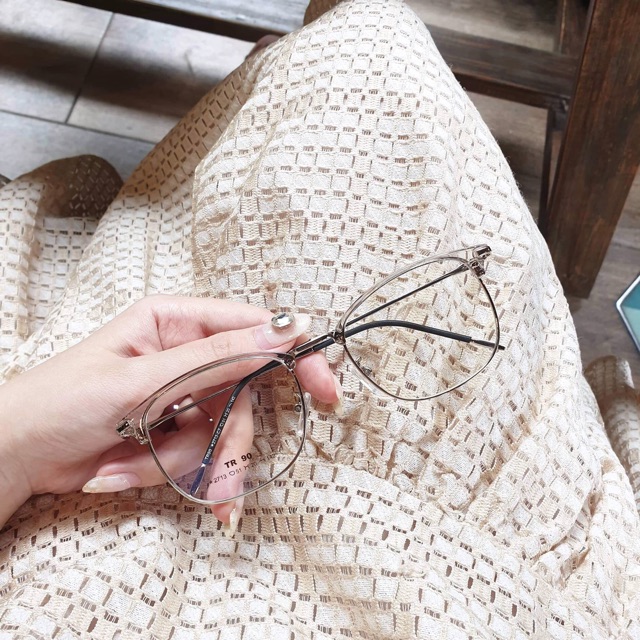 Gọng kính thời trang nhựa viền kim loại tr90 2713 BucShop dành cho nam nữ