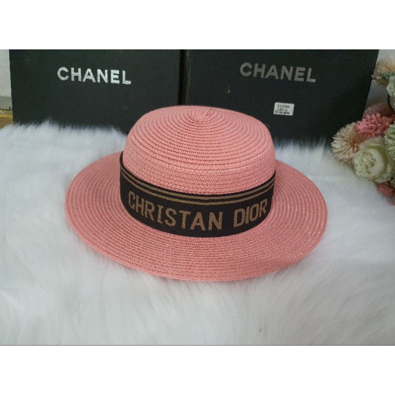 Mũ phớt cói đi biển