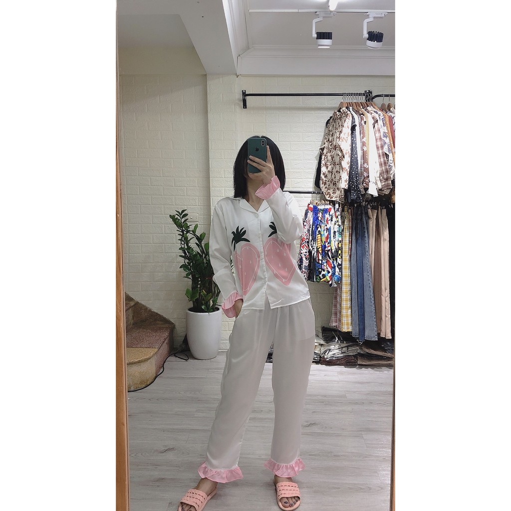 Pijama đồ mặc ở nhà dài tay họa tiết quả dâu tây ( Hàng loại đẹp)