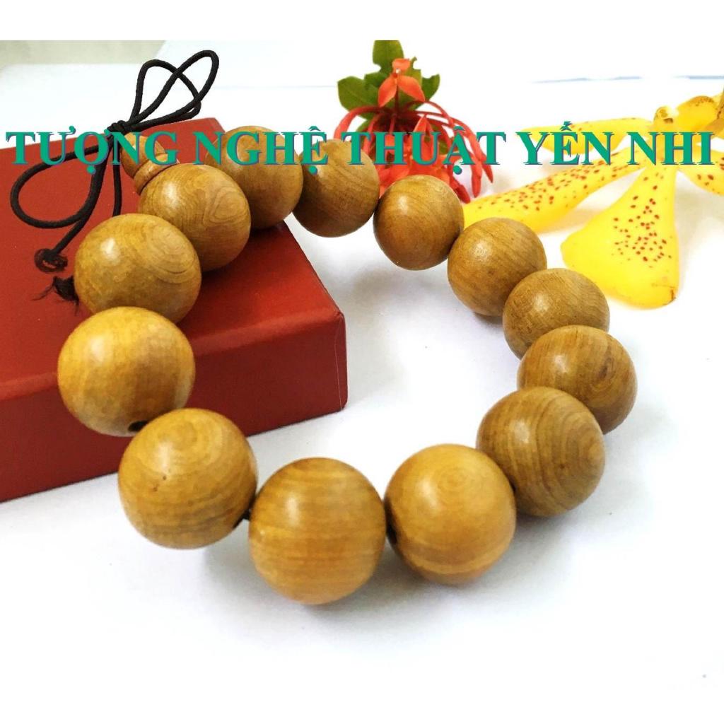 Vòng tay phong thủy cao cấp gỗ Xá xị  hạt 18mm