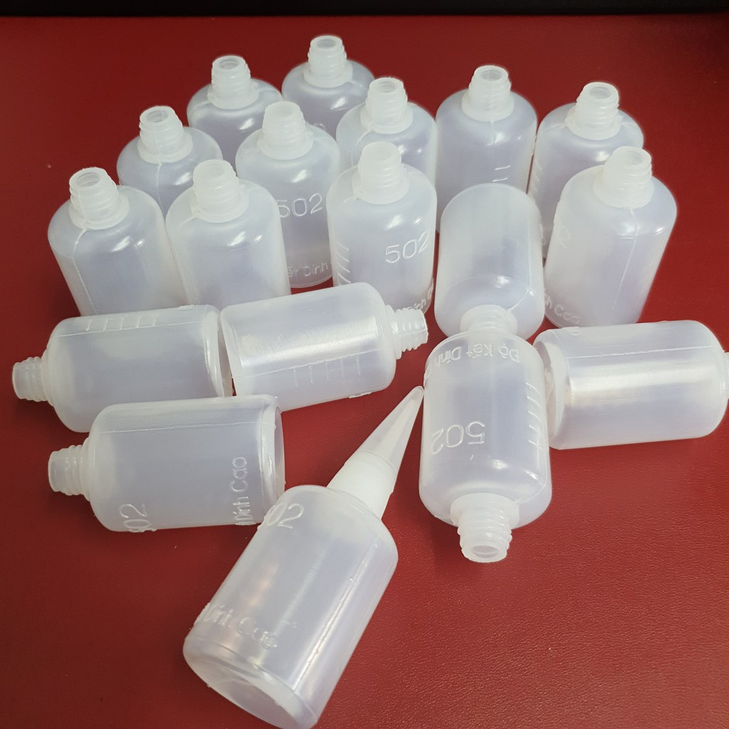 1 Kg Vỏ Chai Keo 502 Mềm- 3.5 cm x 5 cm