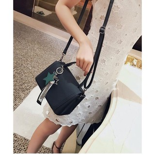 Túi đeo chéo nữ Q5822 (Sẵn màu vàng, hồng, đen, xanh)