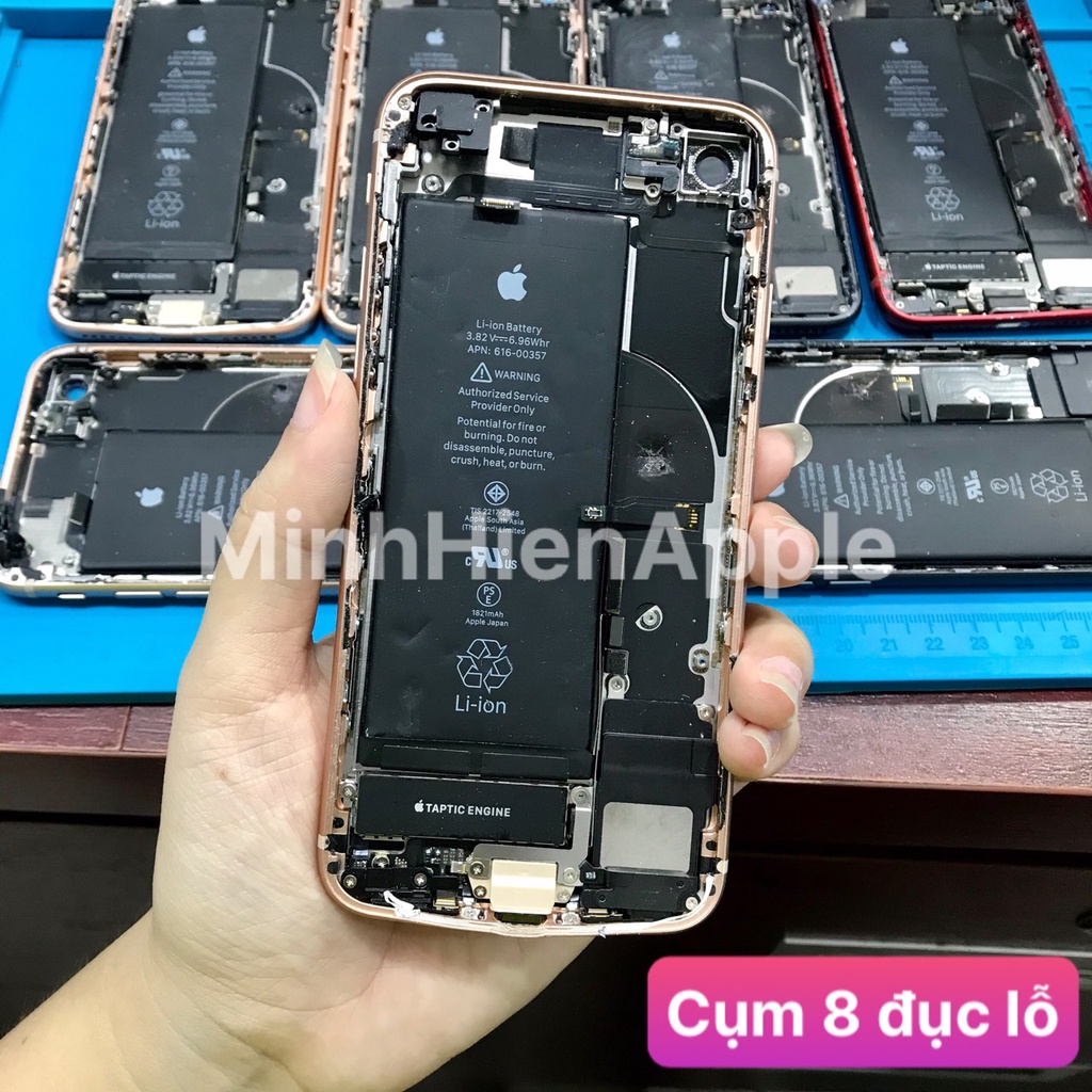 Cụm iPhone 8 đục lỗ, không main, không camera sau bán cho thợ lấy linh kiện