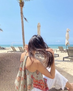 Áo yếm thổ cẩm