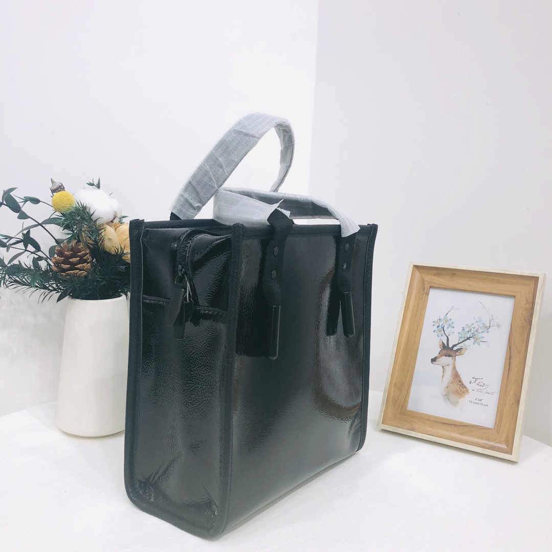 Charles and Keith Túi xách Zip Công suất lớn Túi tote Túi đeo vai nữ