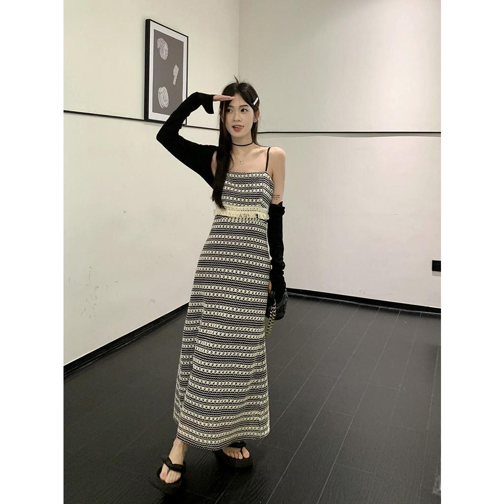 Đầm Hai Dây Dệt Kim Thời Trang 63814