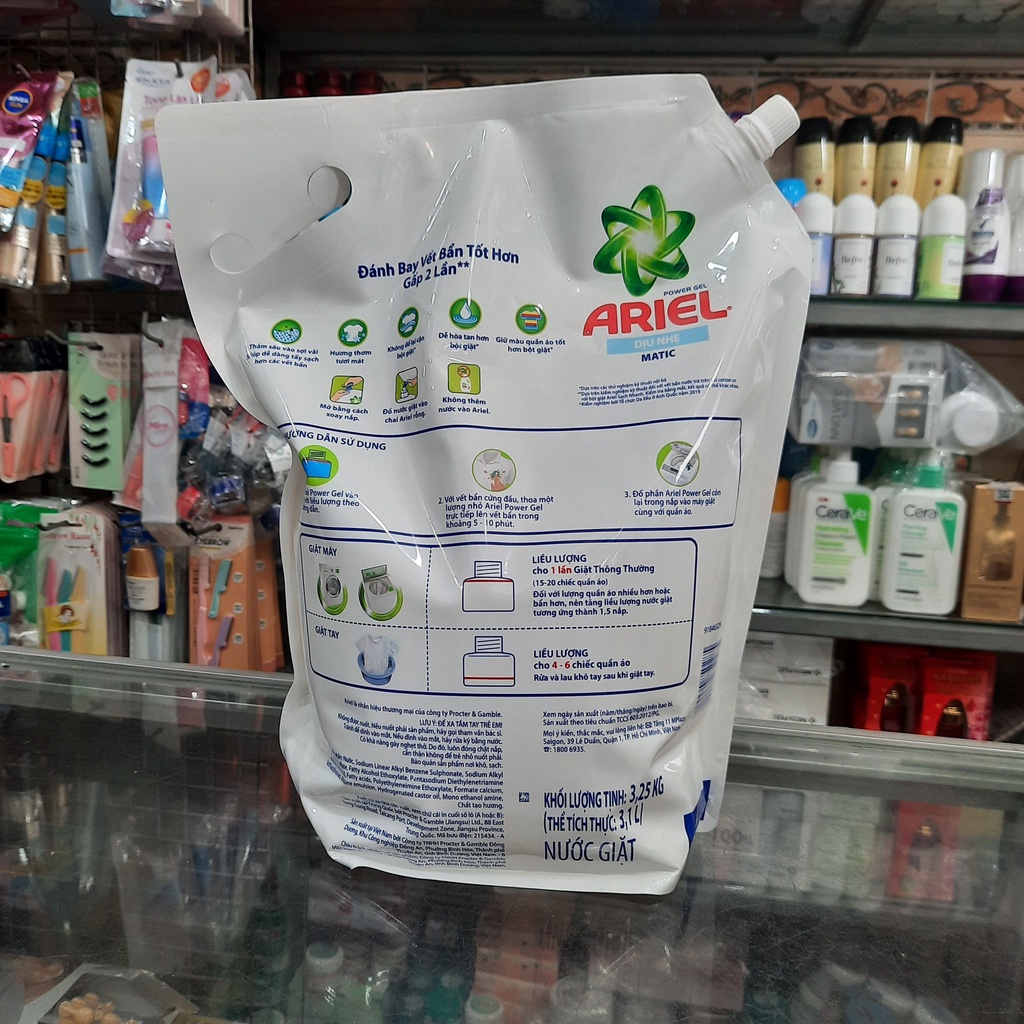 Túi nước giặt Ariel Matic Dịu Nhẹ 3.25kg (3.1lít)