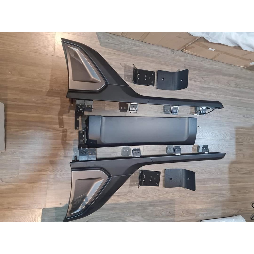 THANH THỂ THAO THEO XE TOYOTA HILUX