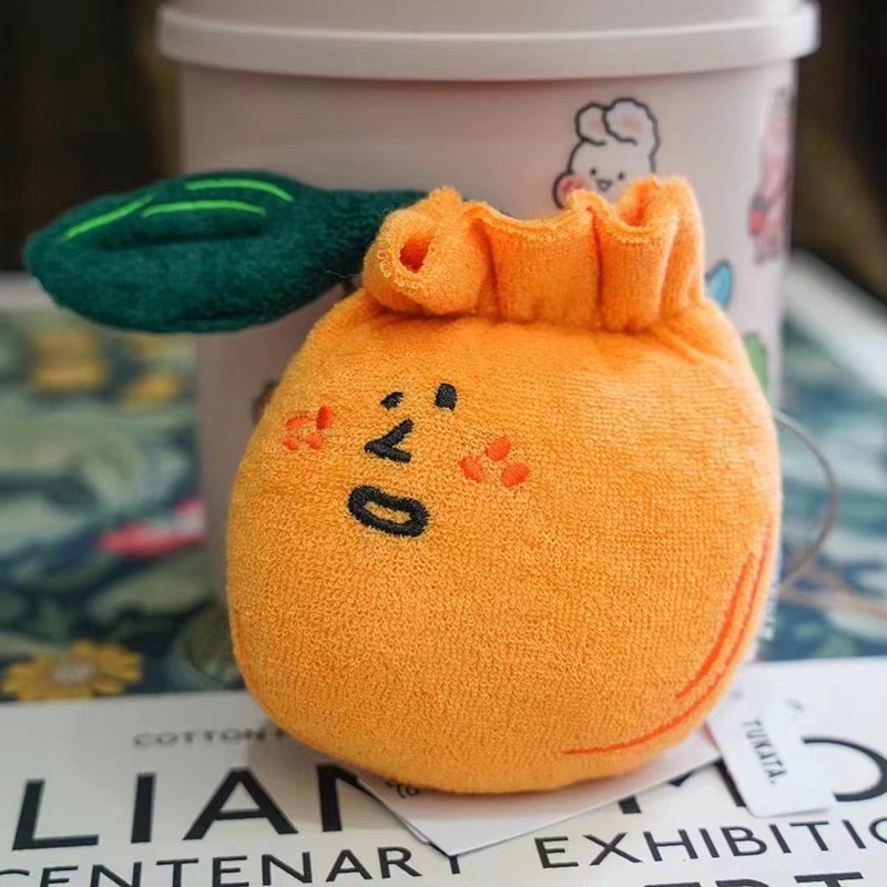 Móc Khóa Hình Củ Cà Rốt Nhồi Bông Dễ Thương