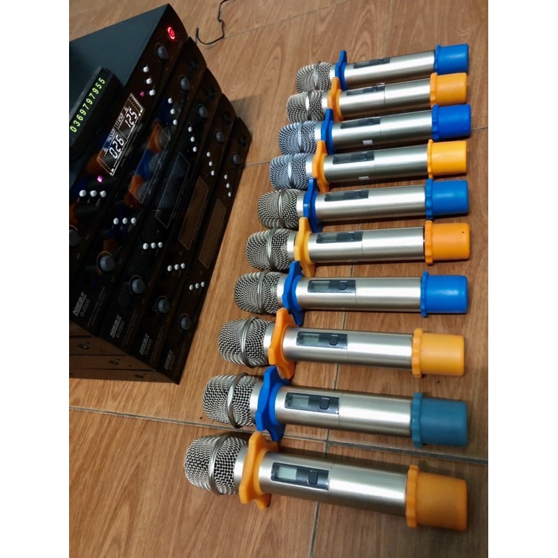 Micro không dây bãi đài loan