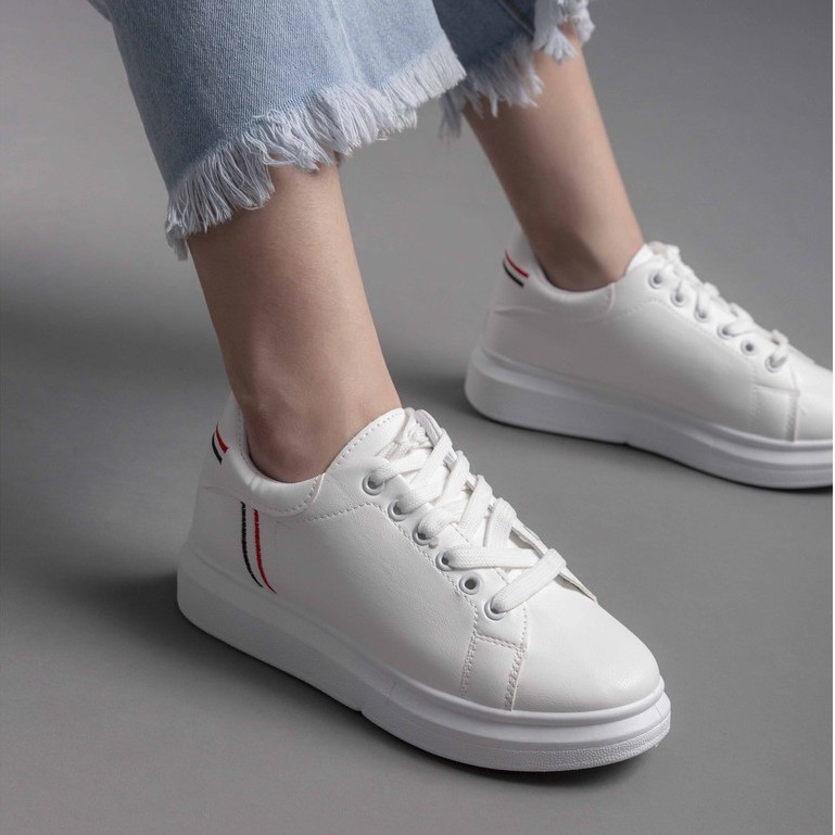 Giày Thể Thao Nữ Sneaker Gót Viền Sọc 3Phân HAPAS - GSK346 | BigBuy360 - bigbuy360.vn