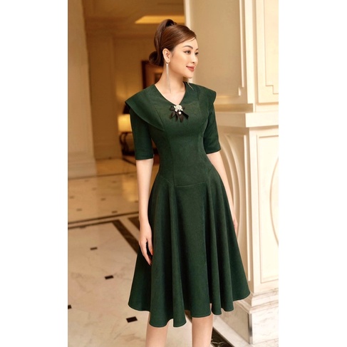 VÁY NHUNG CHÉO XOÈ TAY LỠ KÈM NƠ ĐÁ SANG CHẢNH NỮ TÍNH DÀI VÁY 100CM