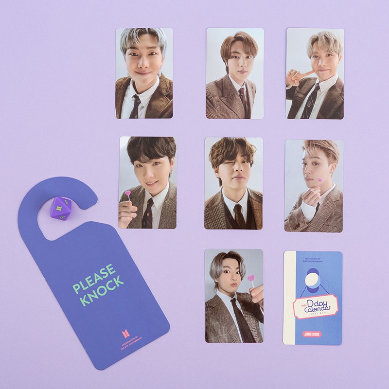Ảnh Thẻ Kỷ Niệm 8 Năm Của Nhóm Nhạc BTS Bangtan Boys