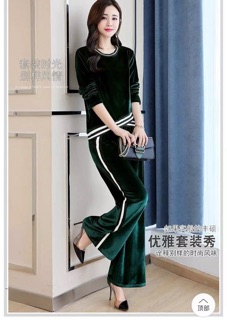 Bộ đồ nhung trung niên nữ
