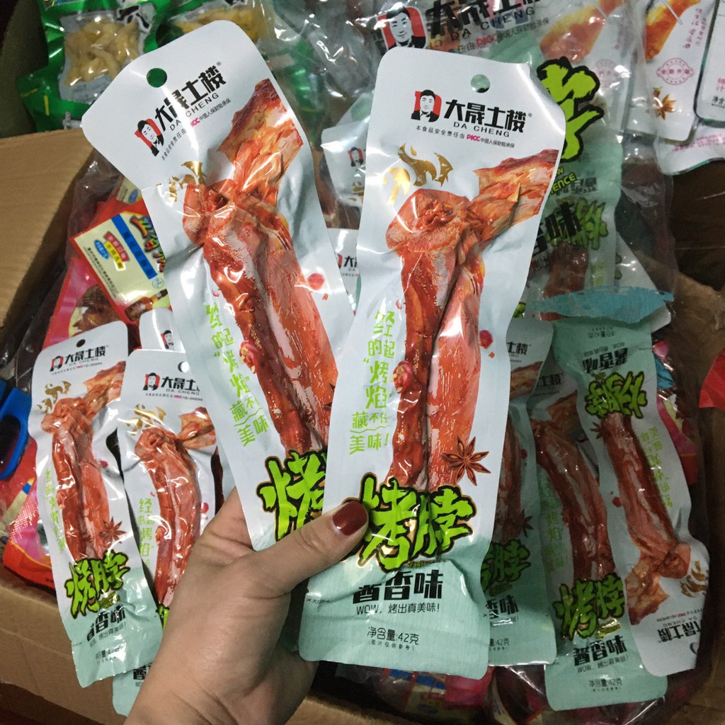 Cổ vịt cay vân nam 50gram❤️ Loại Cực To Khổng Lồ ❤️ Cổ Vịt Cay Dacheng Không Da Nguyên Thịt - Ăn Vặt 24 | BigBuy360 - bigbuy360.vn