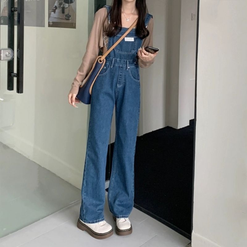 Yếm jeans xanh ống suông hack dáng phong cách Hàn Quốc dành cho nữ