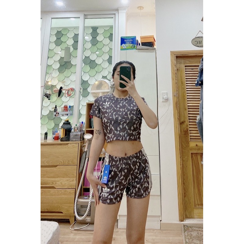 BỘ QUẦN ĐÙI + ÁO CROPTOP VẢI HOẠ TIẾT LẠ ĐẸP, SET THUN TẬP GYM NỮ