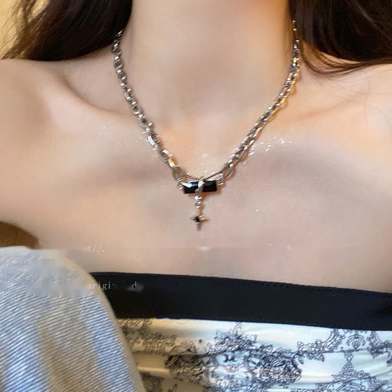 Vòng cổ Mặt Chữ Thập Đính Đá Zircon Màu Đen Phong Cách hip hop Hàn Quốc Thời Trang Cho Nữ