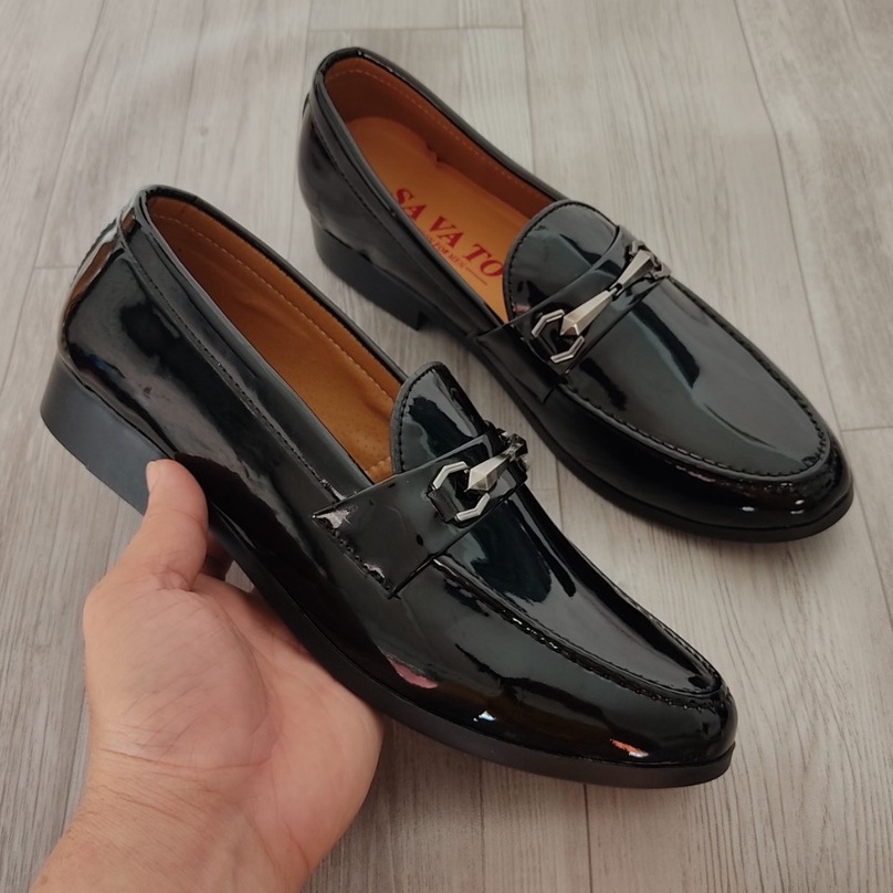 Giày tây nam công sở thời trang Dio mẫu mới trơn khóa kim loại