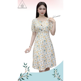 Váy Dáng A Cổ Vuông Cúc Gỗ Thô Lụa Cao Cấp