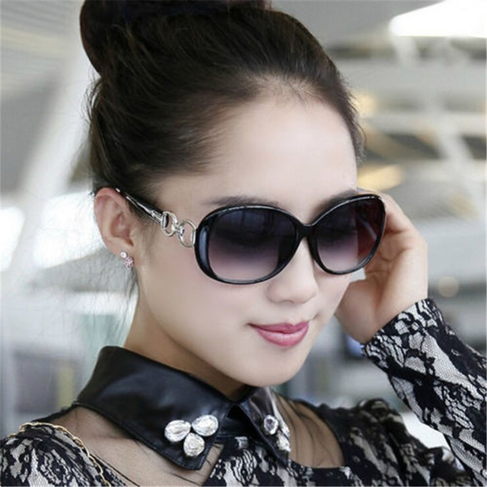 Kính mát bản to phong cách cổ điển dành cho nữ