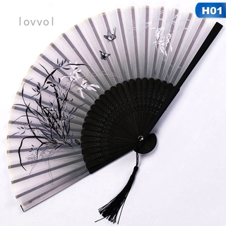 Quạt cầm tay kiểu dáng cổ điển phong cách Trung Hoa đẹp mắt